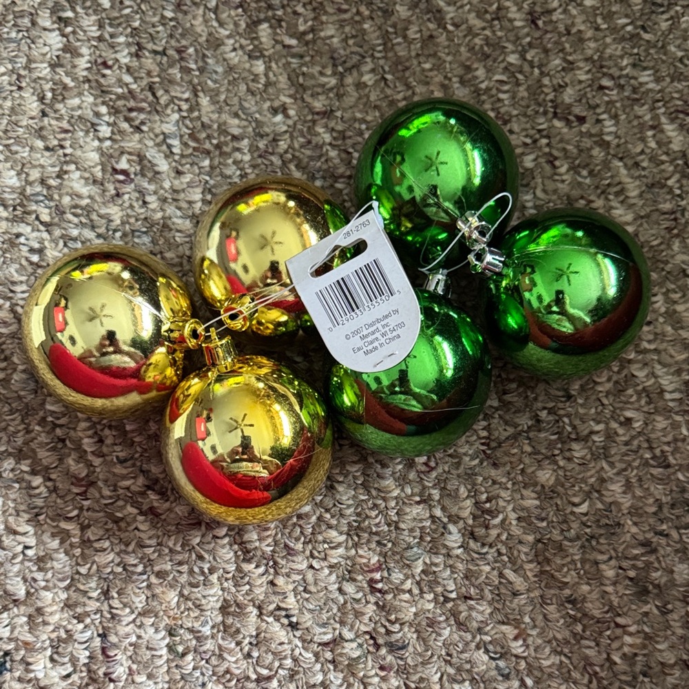 Elegant Gold and Green Holiday Ornaments